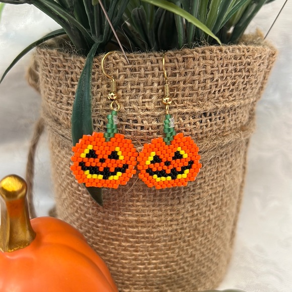 Artisan Jewelry - RESERVED - Artisan Handcrafted Beaded Halloween Earrings